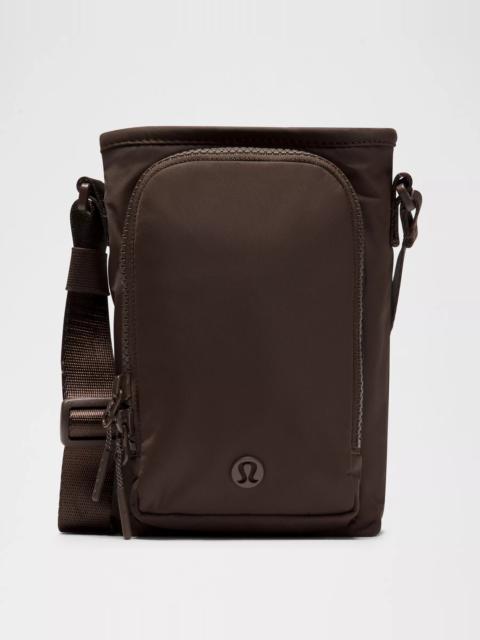 lululemon Water Bottle Crossbody with Front Pocket 2L