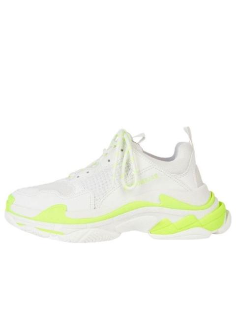 BALENCIAGA (WMNS) Balenciaga Triple S Sneakers 'White Fluorescent Yellow' 524039W2CA37390