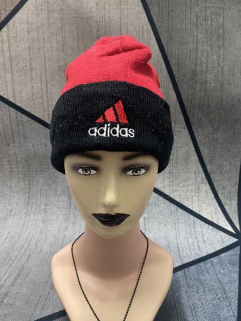 adidas Vintage Adidas Small Embroidered Logo Short Beanie Hat