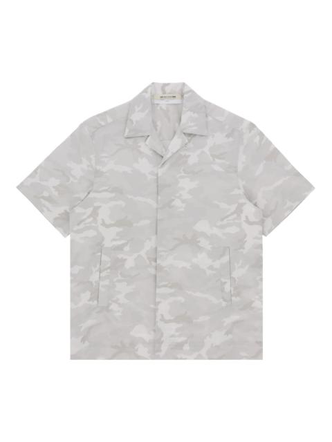 GRAPHIC SHORT SLEEVE SHIRT