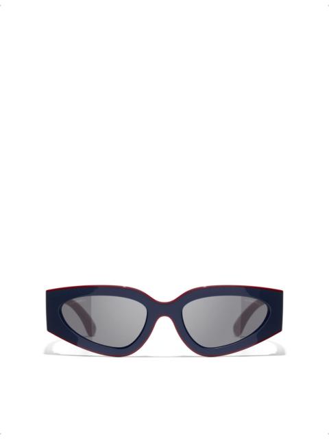 CHANEL Cat-eye frame sunglasses