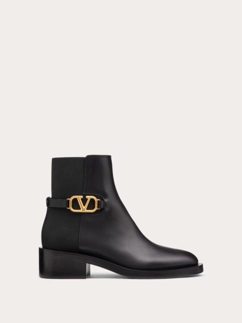 VLOGO SIGNATURE CALFSKIN ANKLE BOOT 30MM