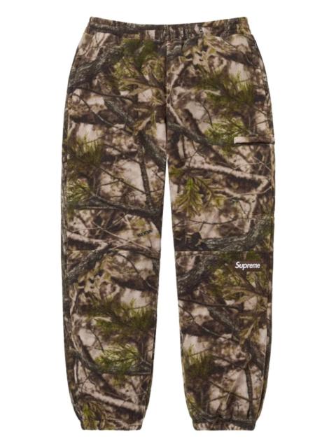 Supreme camouflage-print trousers