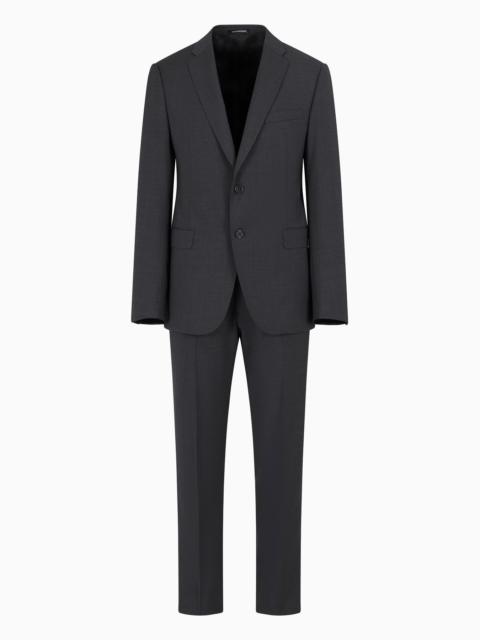 Slim-fit, single-breasted suit in natural, tropical, stretch light wool