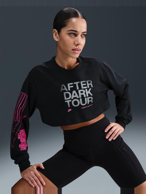 Nike Women's Oversized Long-Sleeve Cropped T-Shirt
