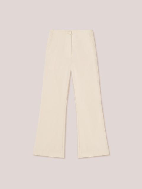 BEATA - Slim leg cropped kick flare trouser - Creme