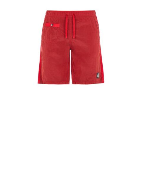 Stone Island B0443 NYLON METAL IN ECONYL® REGENERATED NYLON RED