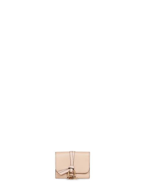 Chloé 알파벳 가죽 지갑