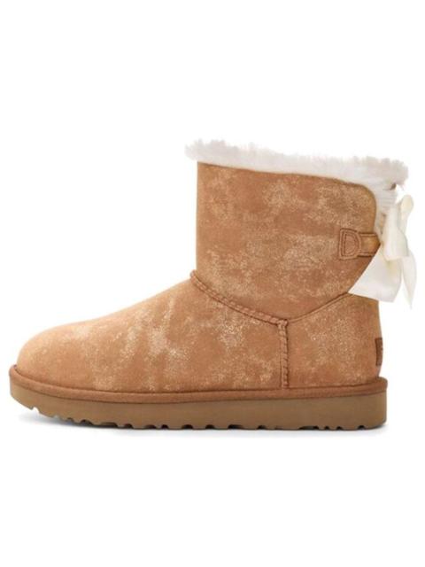 UGG (WMNS) UGG Mini Bailey Bow Glimmer Chestnut 1125795-CHE