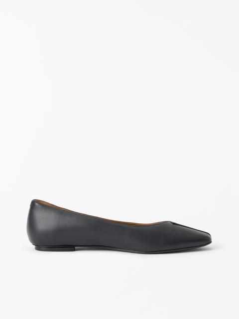 TIGER OF SWEDEN Tripo Chisel Toe Ballerina