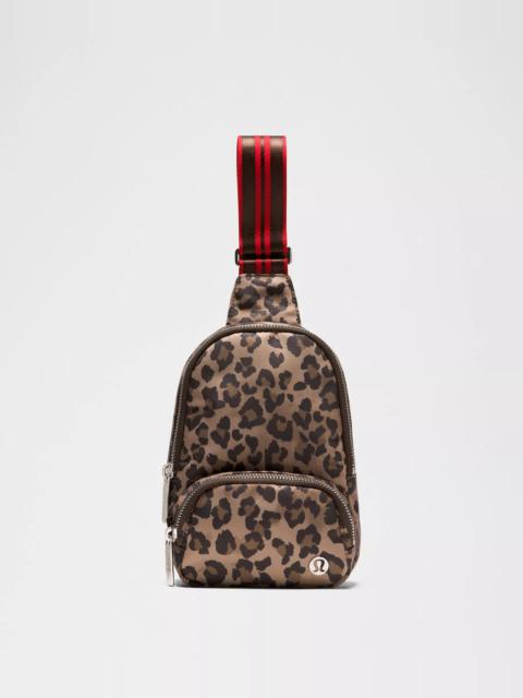lululemon Everywhere Small Sling Bag 2L *Leopard