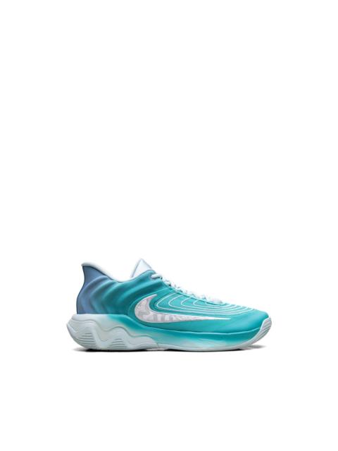 Nike Immortality 4 low-top sneakers