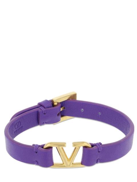 V logo leather belt bracelet