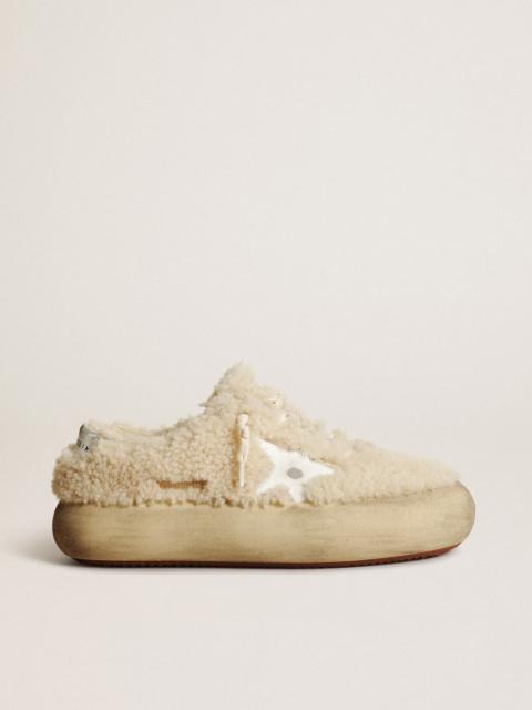 Women’s Space-Star shoes in beige shearling with white leather star and metallic leather heel tab