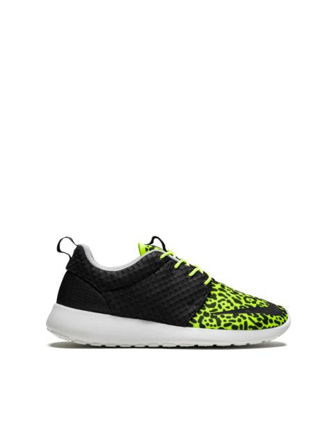 Rosherun FB "Leopard" sneakers