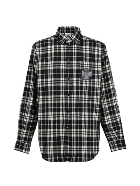 VETEMENTS check-pattern logo-appliqué shirt