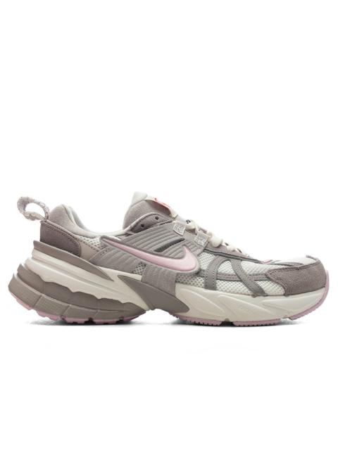 Nike WOMEN'S V2K RUN - SAIL/PINK FOAM-SAIL/COLLEGE GREY