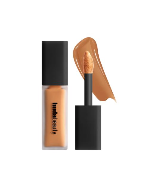 Huda Beauty #FauxFilter Luminous Matte Buildable Coverage Crease Proof Concealer