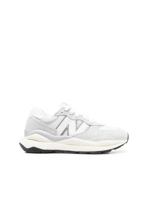 New Balance 로고 잡아당기기 낮은 정상 운동화