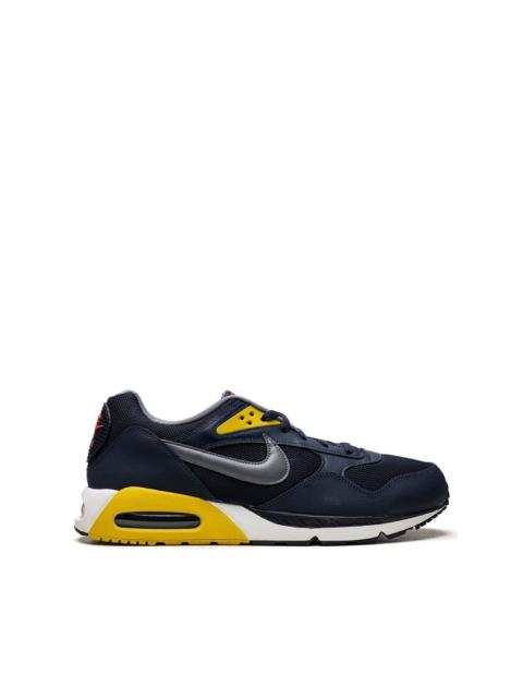 Air Max Correlate sneakers