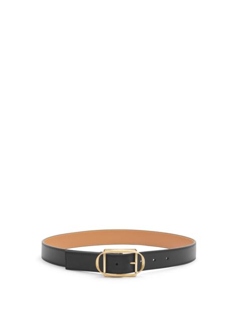 Curved buckle belt in smooth calfskin