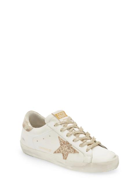 Super-Star Low Top Sneaker in White/Gold