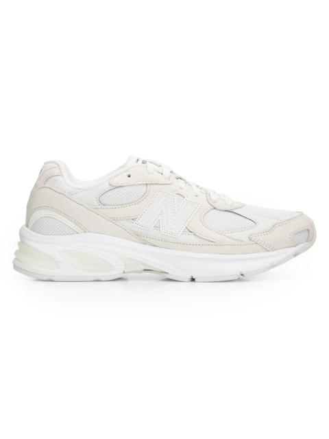 Comme Des Garçons Men Comme des Garçons Homme X New Balance Low-Top Sneakers - White