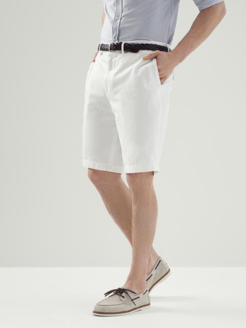 Garment-dyed leisure fit Bermuda shorts in twisted cotton gabardine