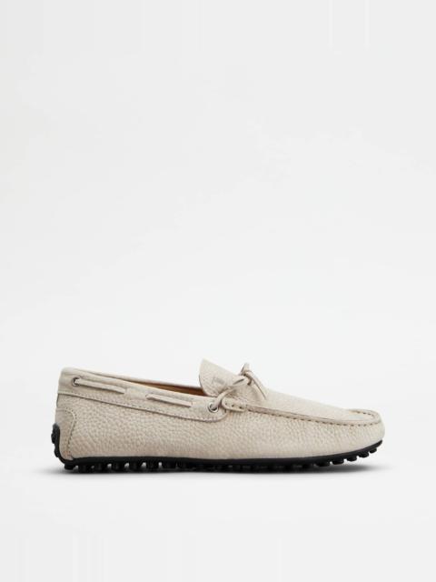 CITY GOMMINO DRIVING SHOES IN NUBUCK - OFF WHITE