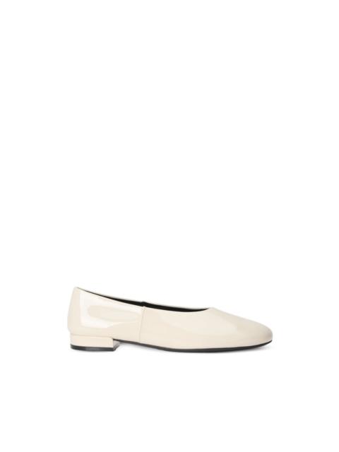 Stuart Weitzman Lenny patent leather ballet flats