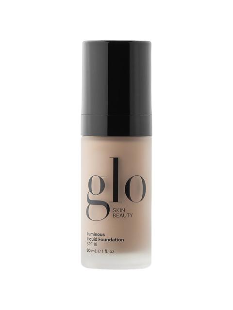Glo Skin Beauty Glo Skin Beauty Luminous Liquid Foundation SPF 18 1 fl. oz - Naturelle