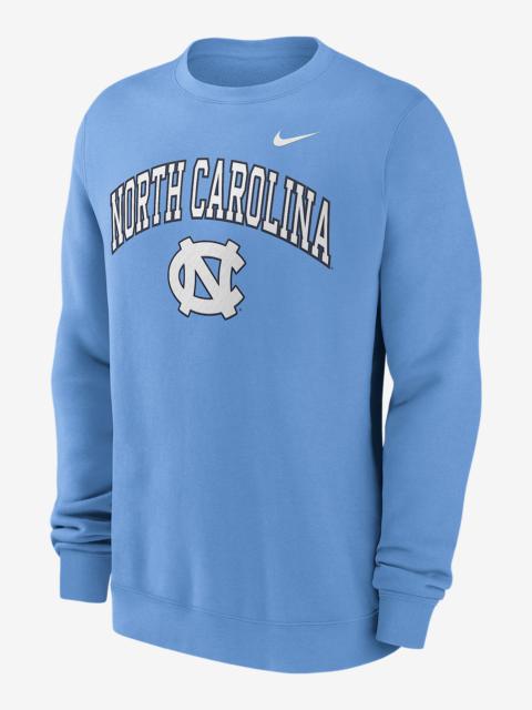 Nike North Carolina Arch Men's Nike College Pullover Crew