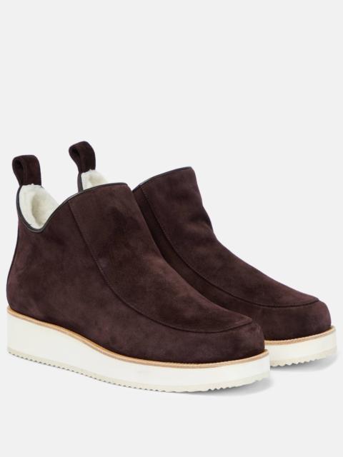 GABRIELA HEARST Harry shearling-lined suede ankle boots