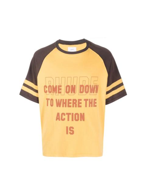 slogan-print contrast-sleeve T-shirt