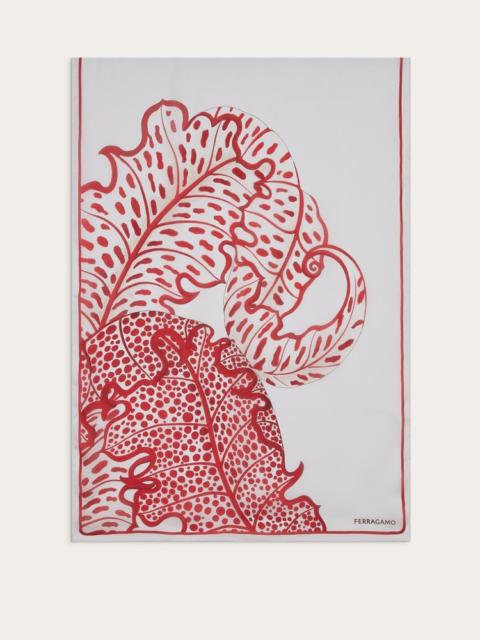FERRAGAMO FOLIAGE PRINT STOLE