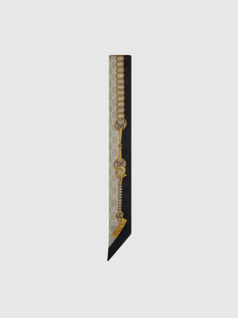 GUCCI GG chain Horsebit print silk neckbow
