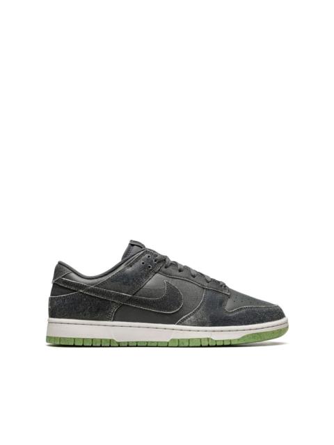 Dunk Low Retro PRM "Halloween 2022" sneakers