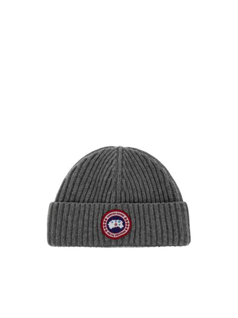 Canada Goose logo-patch ribbed-knit beanie hat