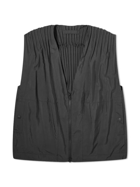 ISSEY MIYAKE Homme Plissé Issey Miyake Pleated Tech Vest