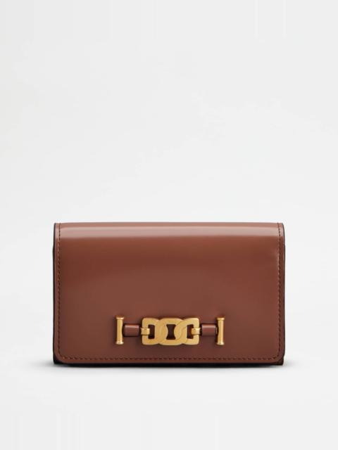 Tod's KATE WALLET IN LEATHER - BROWN