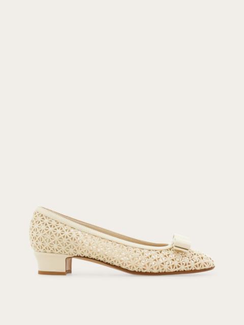 FERRAGAMO Vara bow pump