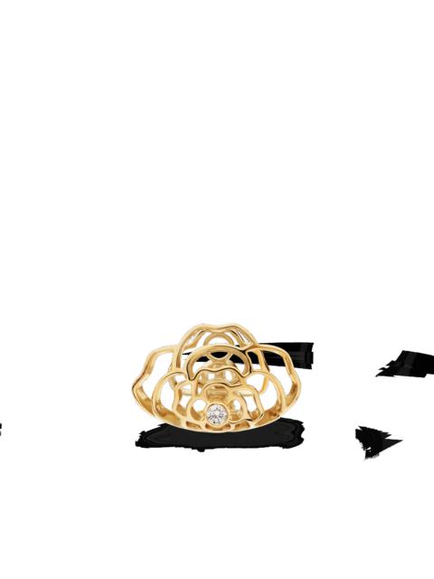 CHANEL Pétales de Camélia ear cuff