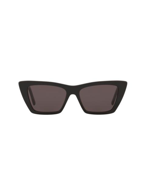 cat-eye frame tinted sunglasses