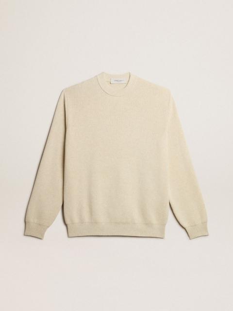 Golden Goose Men’s round-neck sweater in panama-colored cotton with logo on the back