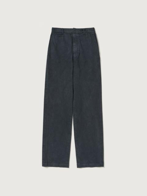 AURALEE GARMENT-DYED FINX LIGHT CHINO PANTS