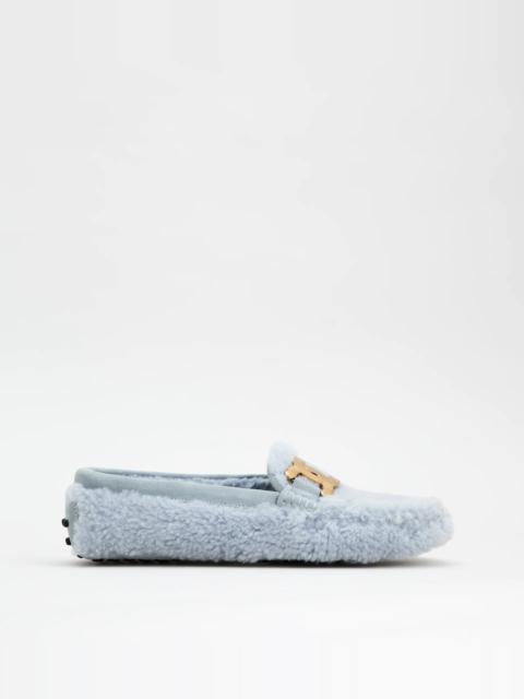 Tod's CITY GOMMINO DRIVING SHOES IN SHEEPSKIN - LIGHT BLUE