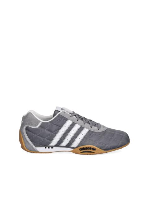 adidas 광고 Lo quilted 3 스트립 스니커