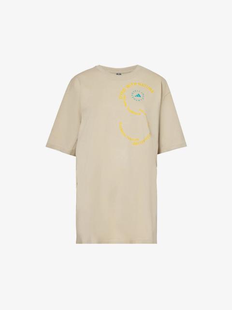 Brand-print round-neck organic-cotton T-shirt