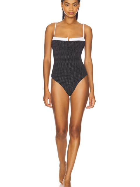 onia Melanie One Piece