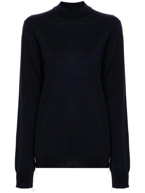 ROUND NECK SWEATER